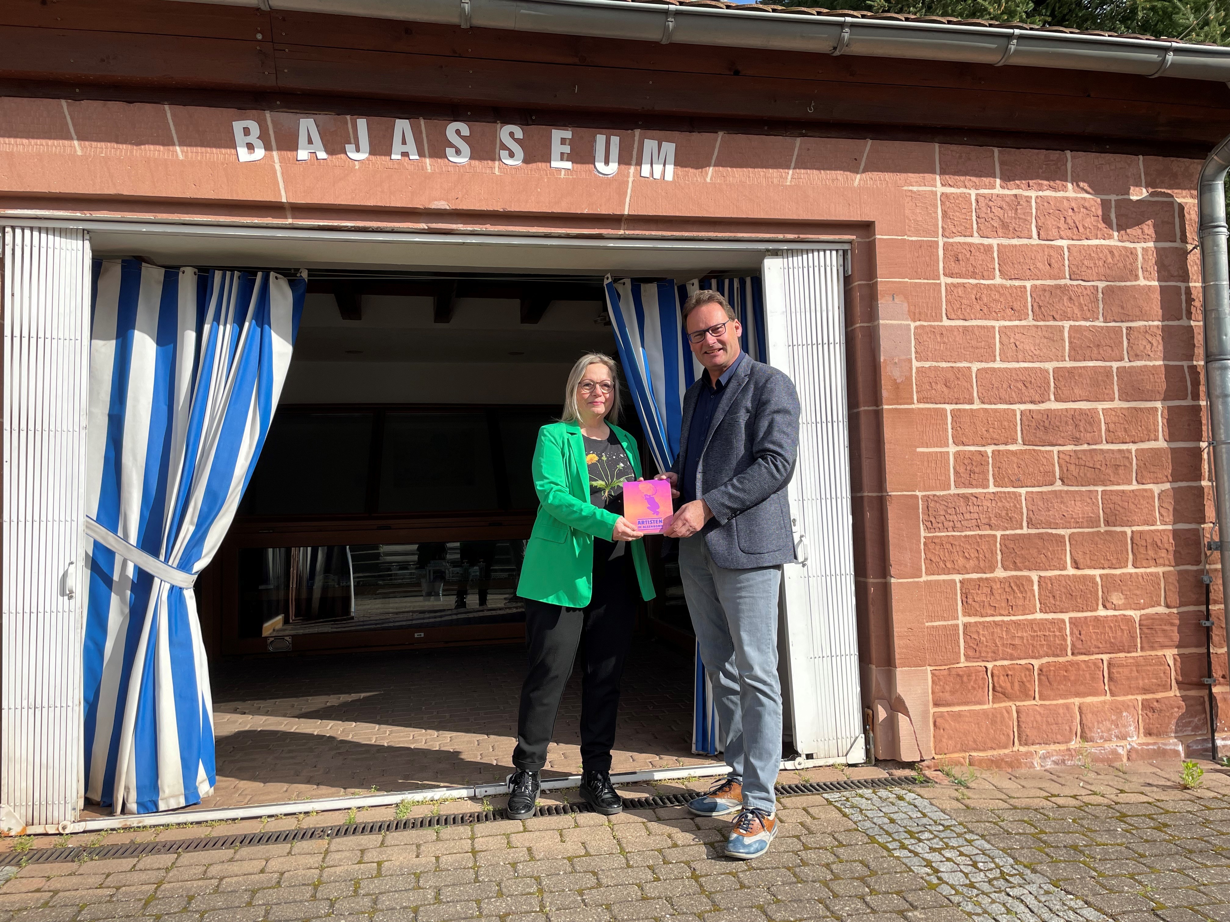 Dr. Gisela Grasmück und Ortsbürgermeister Herr Wenzel Dr. Gisela Grasmück und Ortsbürgermeister Herr Wenzel