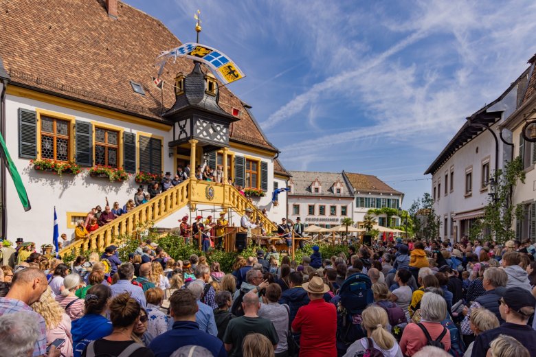 Historische Geißbockversteigerung Deidesheim Historische Geißbockversteigerung Deidesheim