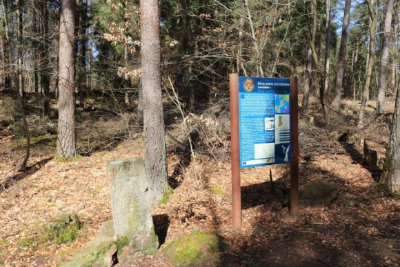 Schild Mönchsweg 2