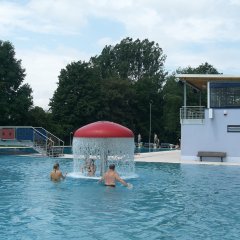 Schwimmbad